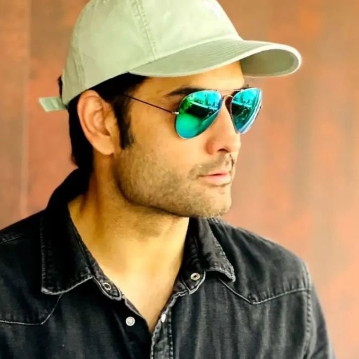 Vivian Dsena Age